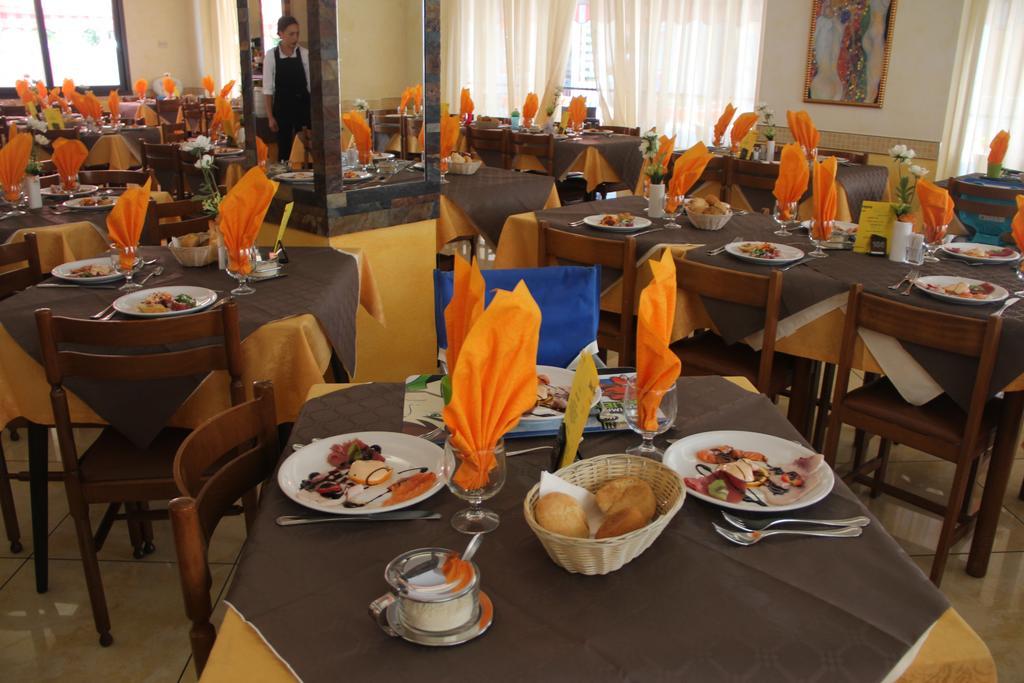 Hotel Villa Boschetti San Mauro Mare Extérieur photo