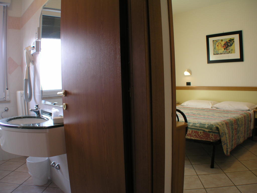 Hotel Villa Boschetti San Mauro Mare Extérieur photo
