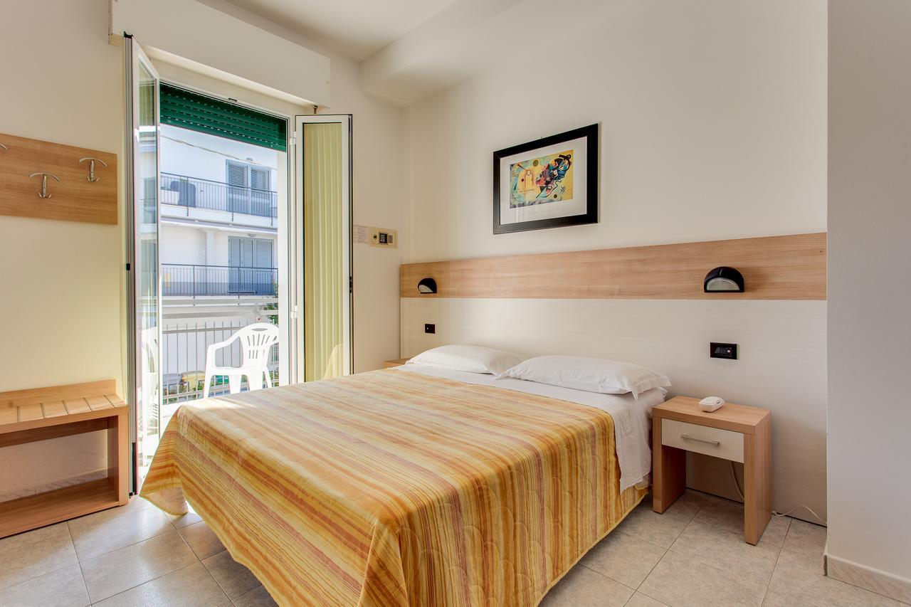 Hotel Villa Boschetti San Mauro Mare Extérieur photo